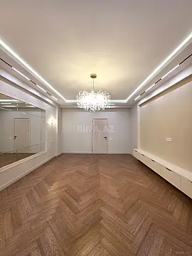 Satılır 4 otaqlı mənzil 185 m²