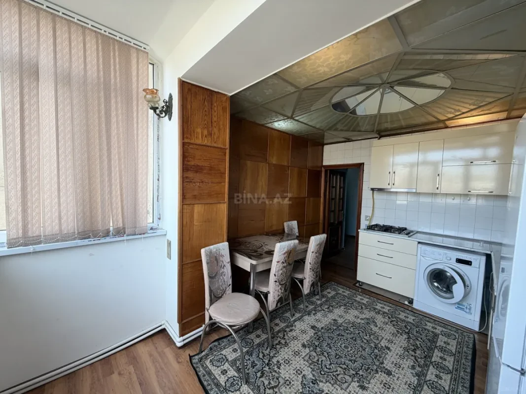 Satılır 4 otaqlı mənzil 109 m²