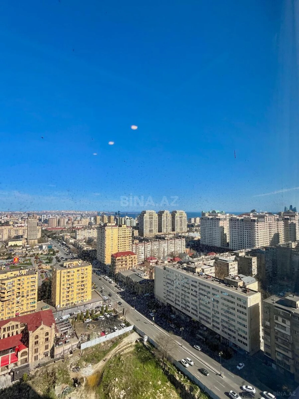 Satılır 4 otaqlı mənzil 94 m²