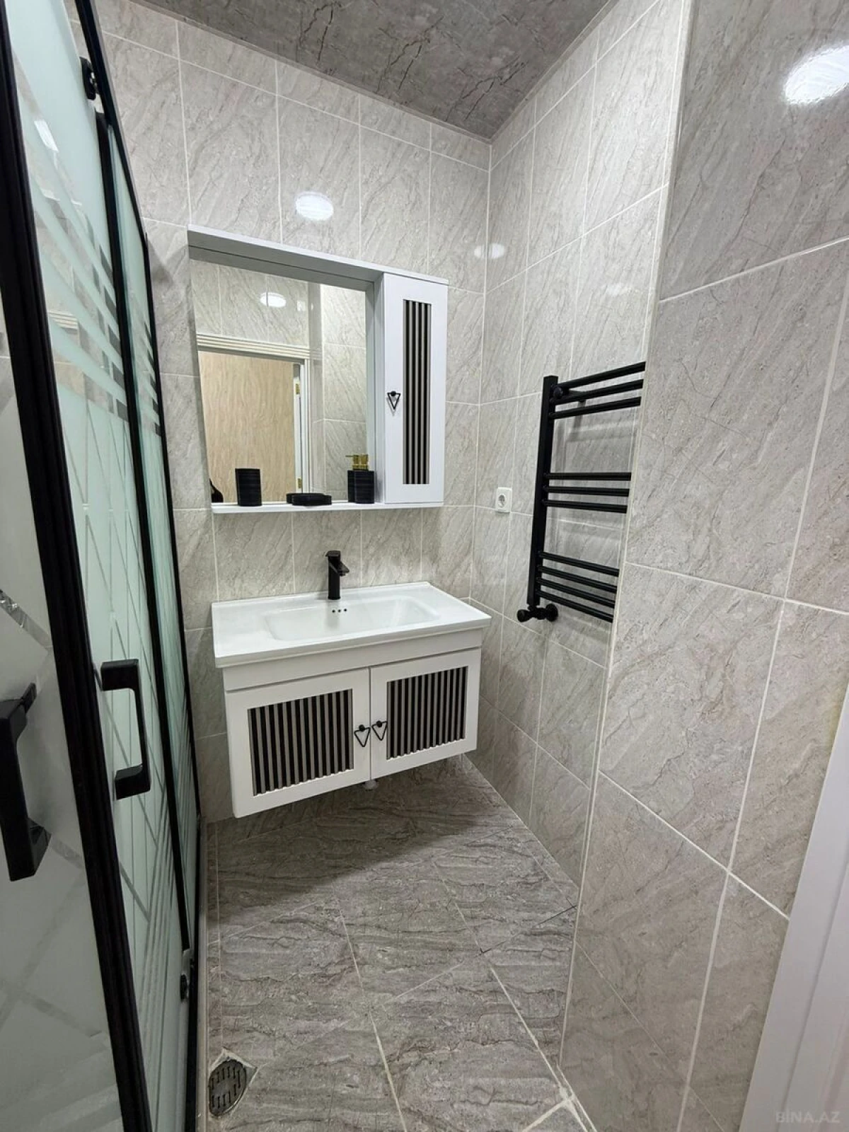 Satılır 3 otaqlı mənzil 83 m²