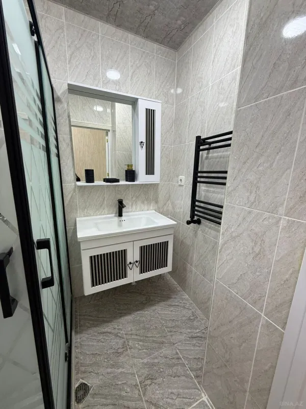 Satılır 3 otaqlı mənzil 83 m²