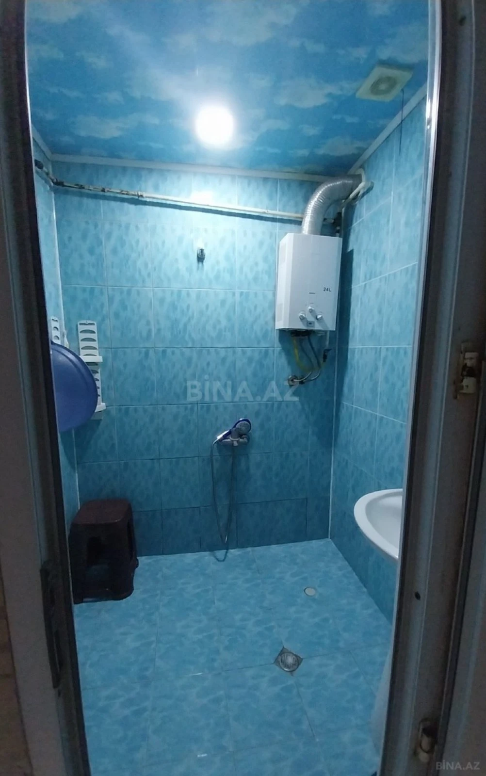 Satılır 4 otaqlı mənzil 84.8 m²