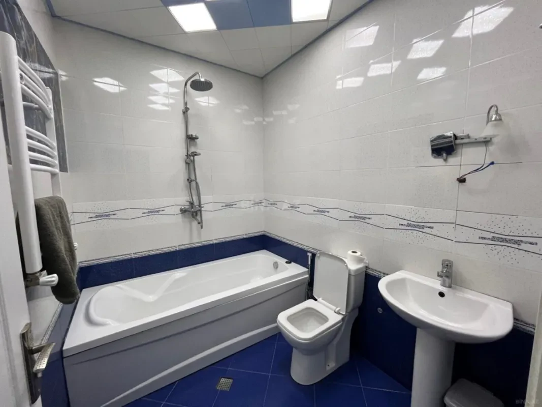 Kirayə verilir 4 otaqlı həyət evi 320 m²