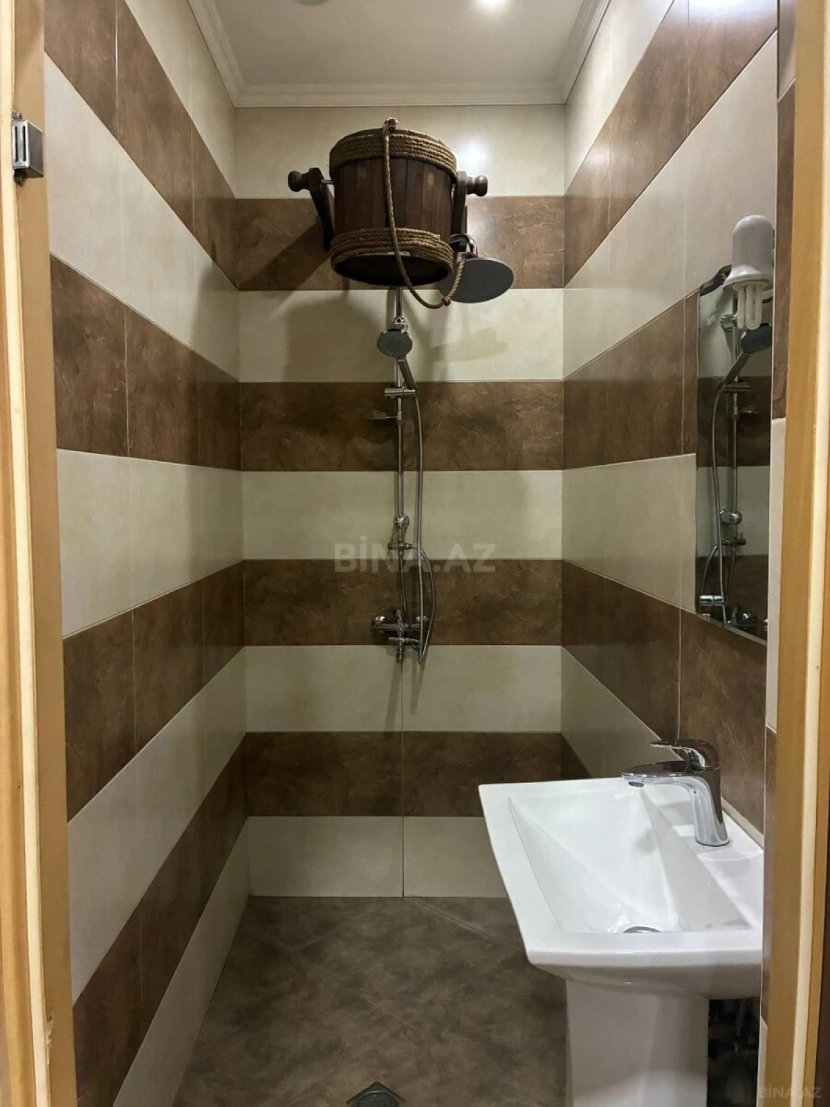 Kirayə verilir 4 otaqlı həyət evi 320 m²