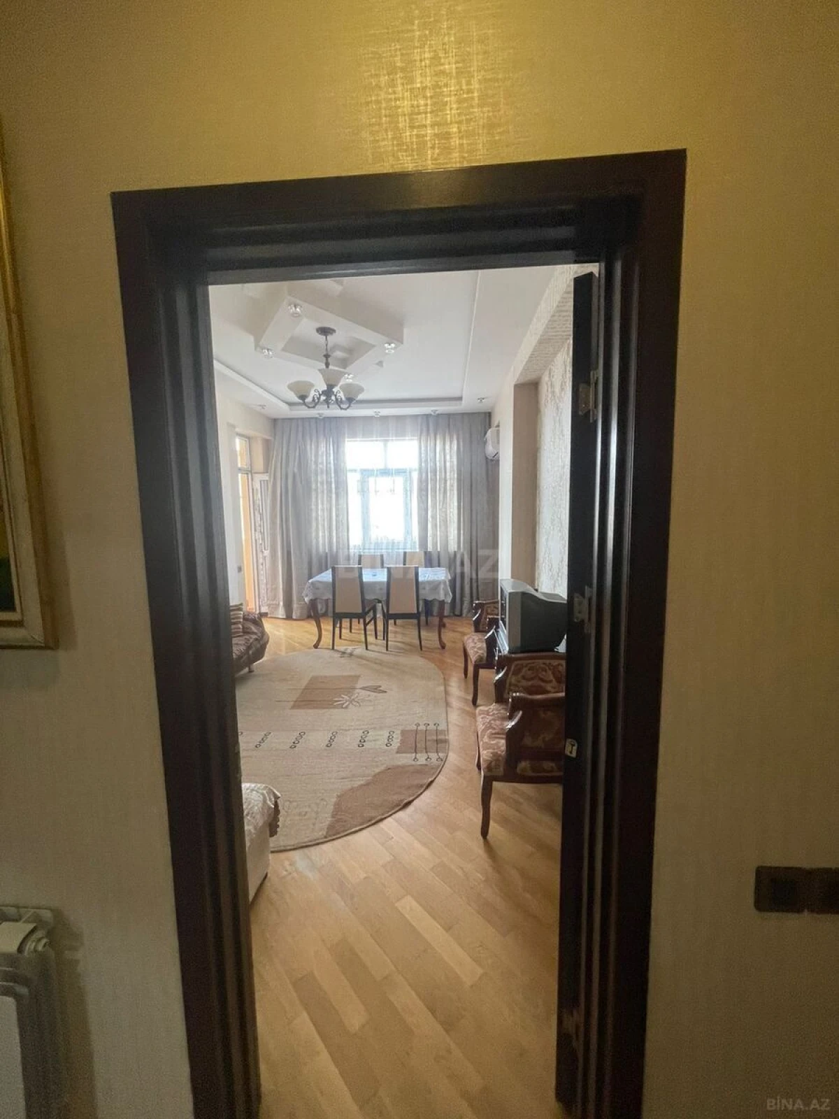 Kirayə verilir 2 otaqlı mənzil 75 m²