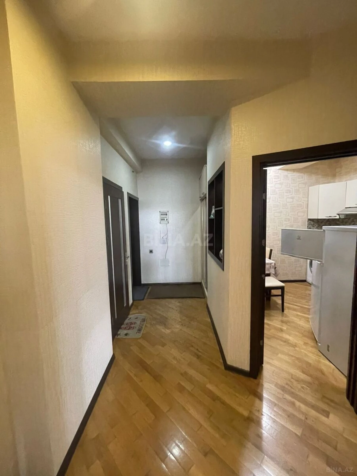 Kirayə verilir 2 otaqlı mənzil 75 m²