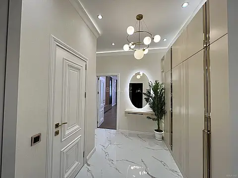 Satılır 3 otaqlı mənzil 112 m² — Bakı, İnşaatçılar 3 otaq 112.00 m²
