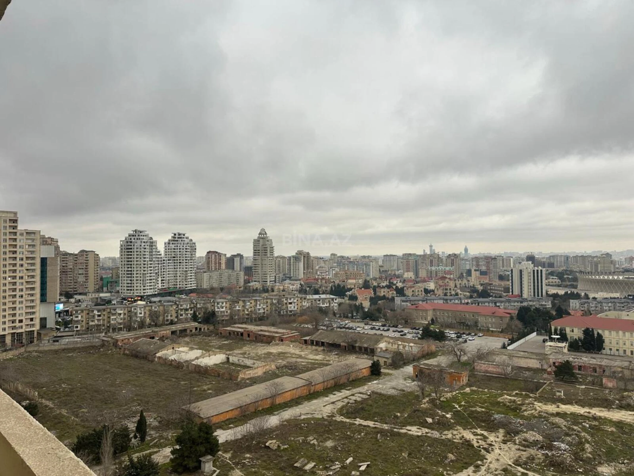 Satılır 3 otaqlı mənzil 96.6 m²