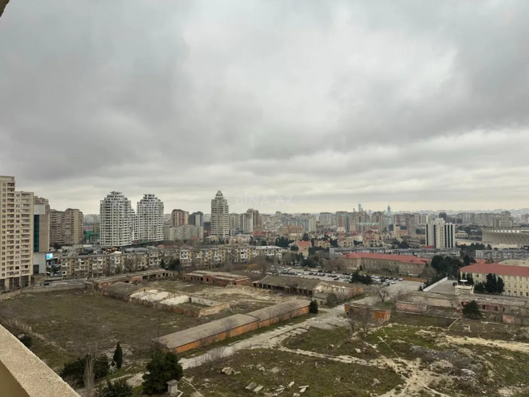 Satılır 3 otaqlı mənzil 96.6 m²