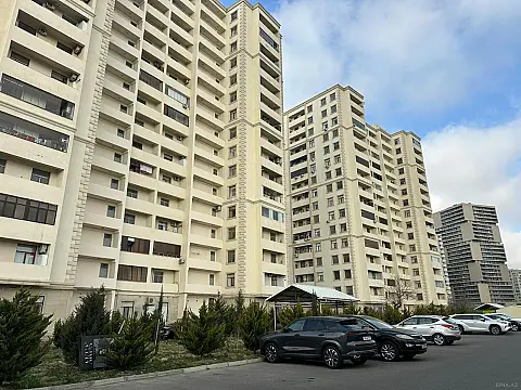 Satılır 3 otaqlı mənzil 96.6 m²