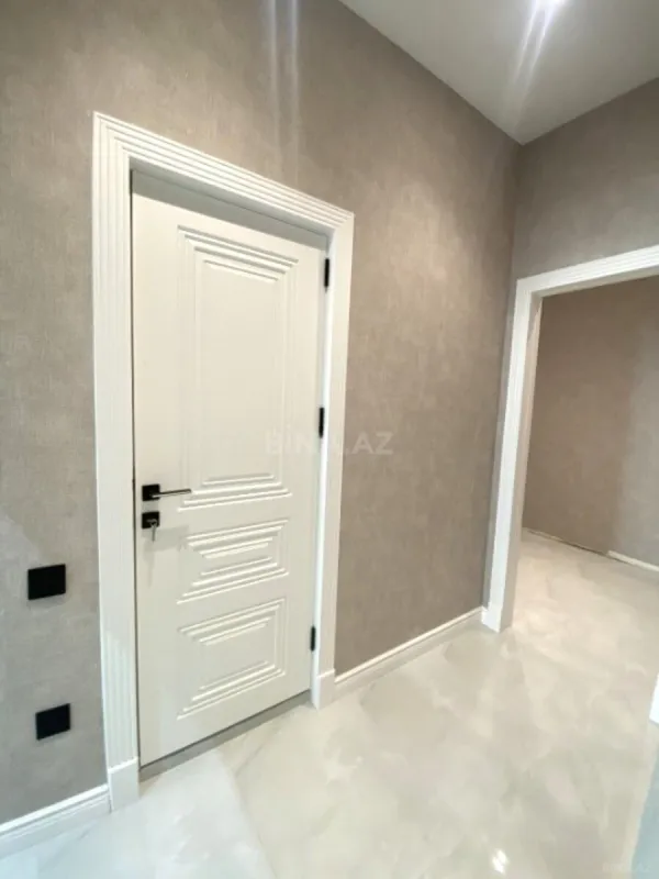 Satılır 3 otaqlı mənzil 170 m²