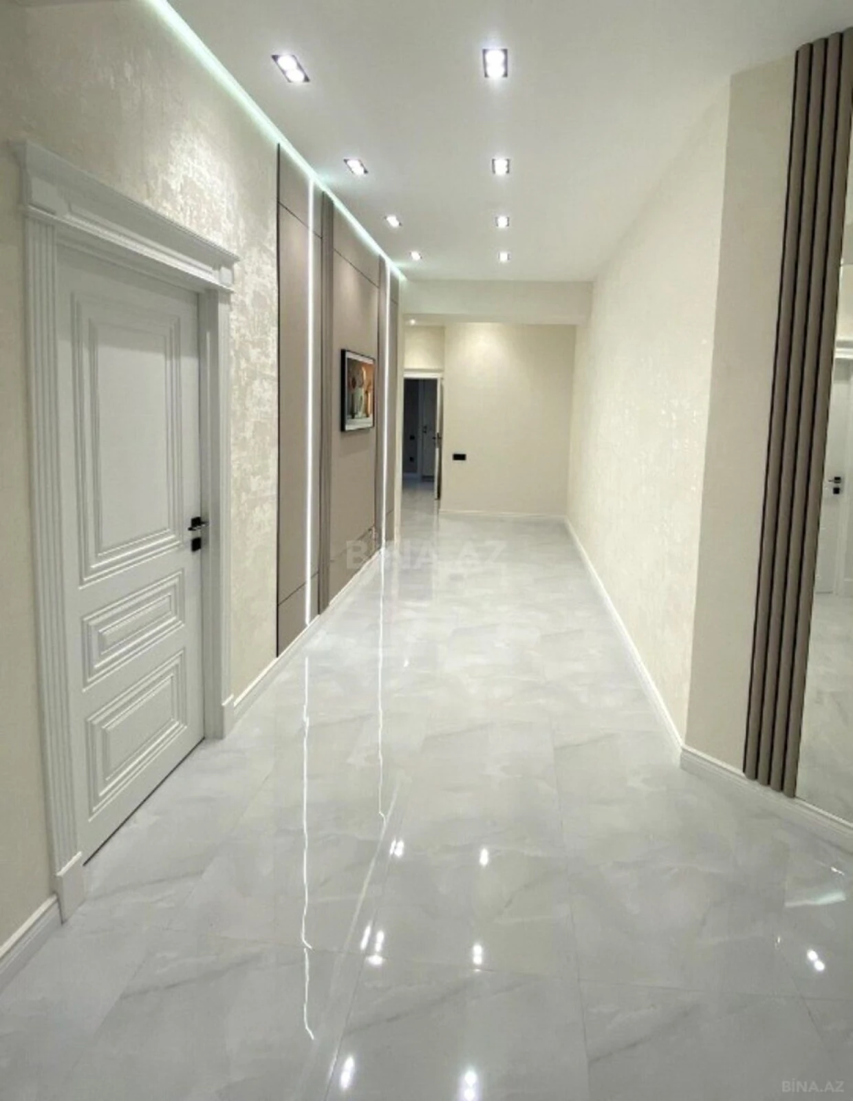 Satılır 3 otaqlı mənzil 170 m²