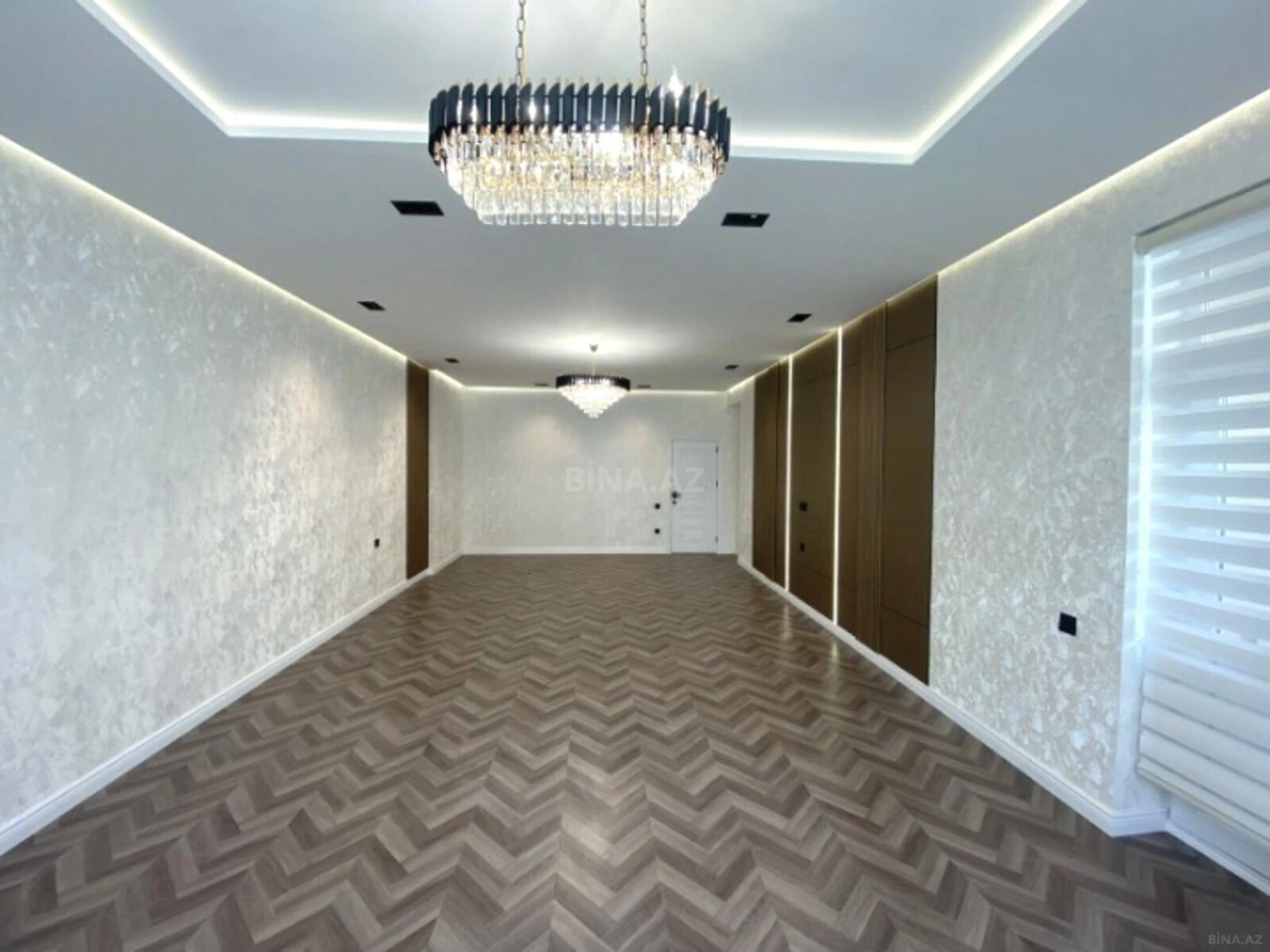 Satılır 3 otaqlı mənzil 170 m²