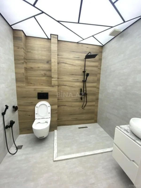 Satılır 3 otaqlı mənzil 170 m²
