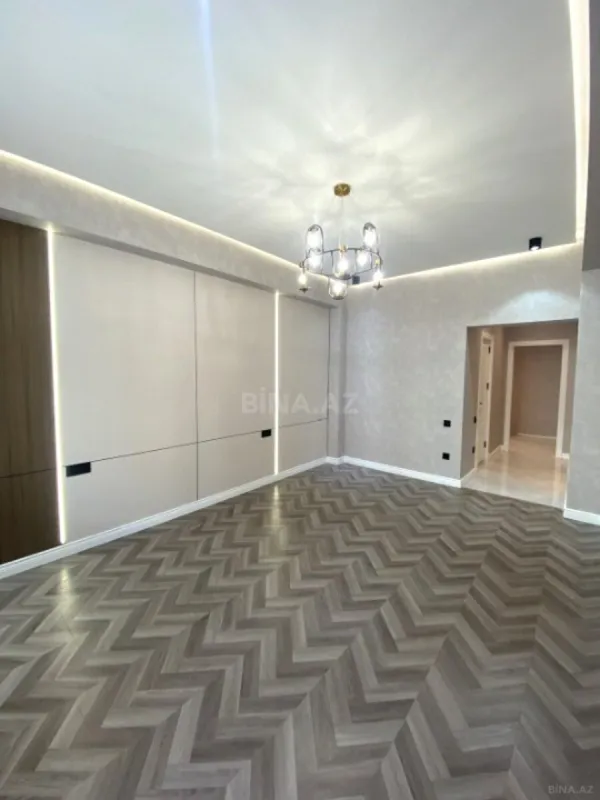 Satılır 3 otaqlı mənzil 170 m²