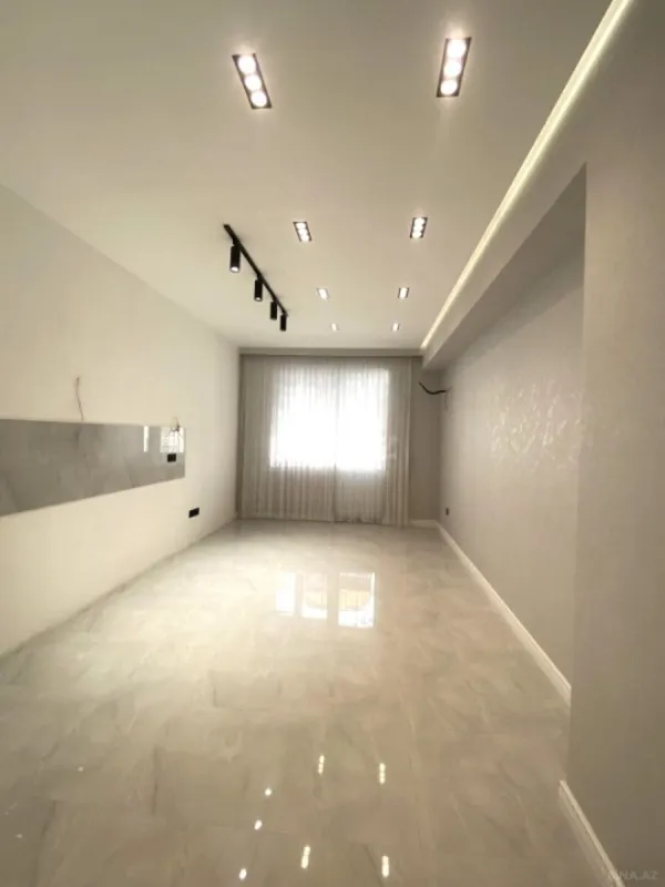 Satılır 3 otaqlı mənzil 170 m²