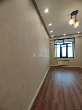 Satılır 3 otaqlı mənzil 132 m²