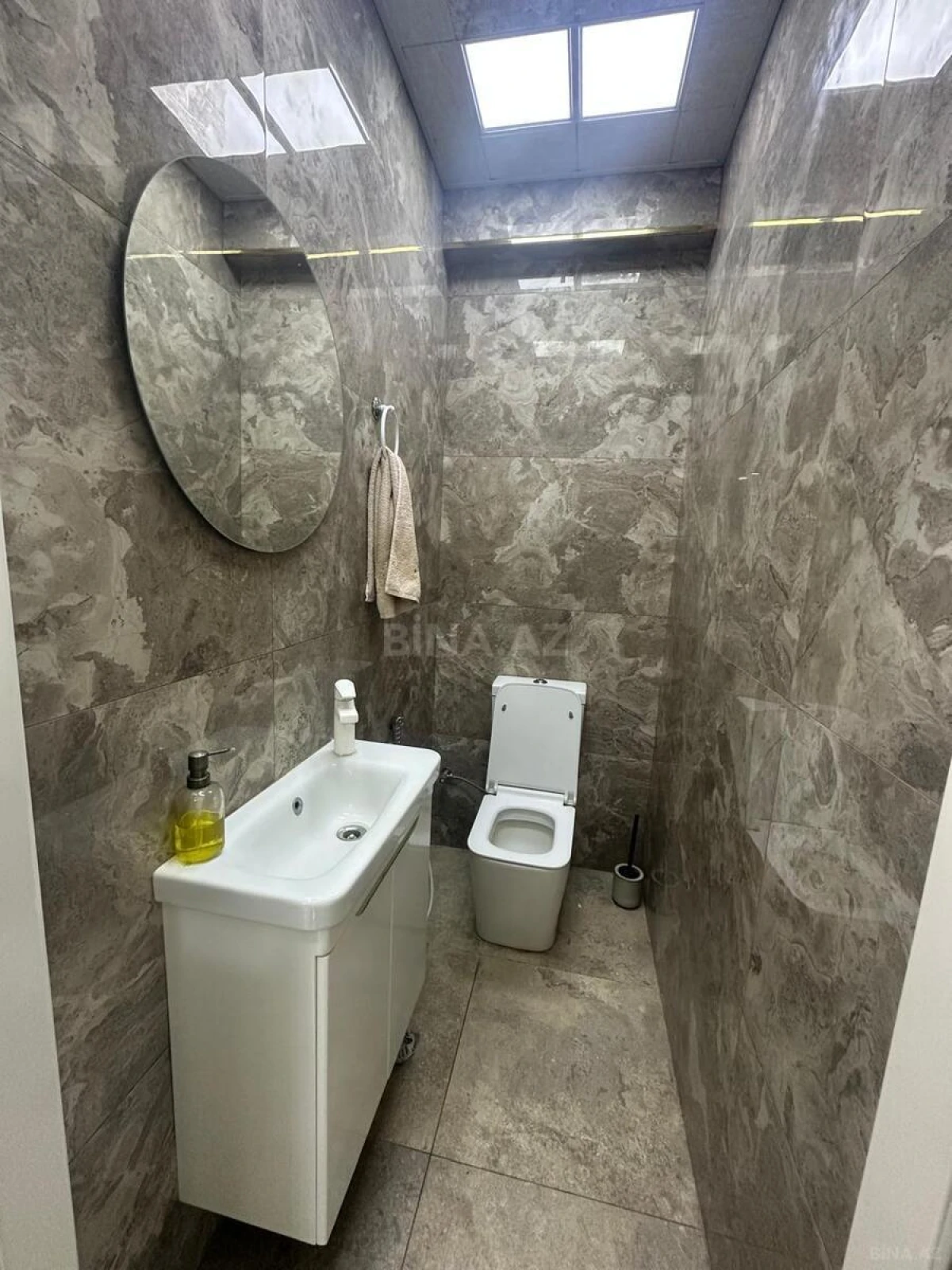 Kirayə verilir 3 otaqlı mənzil 126 m²