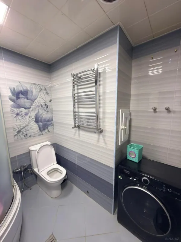 Satılır 4 otaqlı mənzil 135 m²