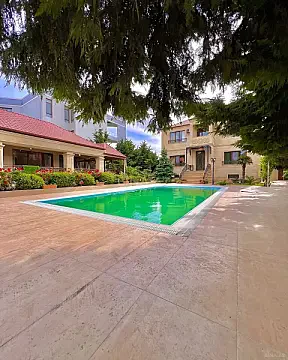 Kirayə verilir 5 otaqlı həyət evi 400 m²