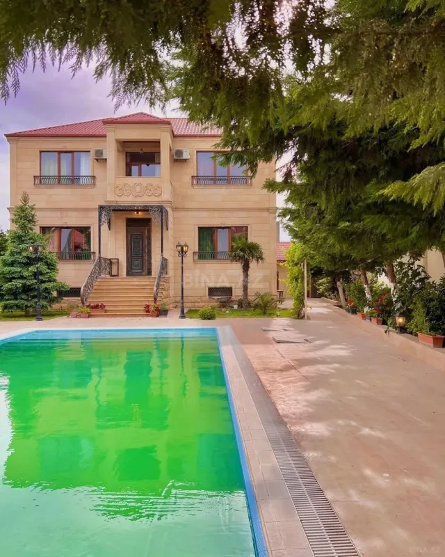 Kirayə verilir 5 otaqlı həyət evi 400 m²