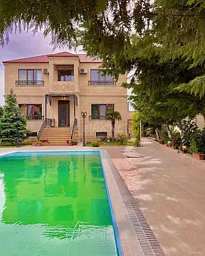 Kirayə verilir 5 otaqlı həyət evi 400 m² — Bakı, Mərdəkan 5 otaq 400.00 m²