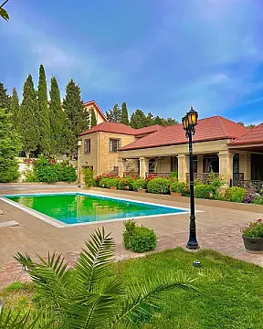 Kirayə verilir 5 otaqlı həyət evi 400 m²