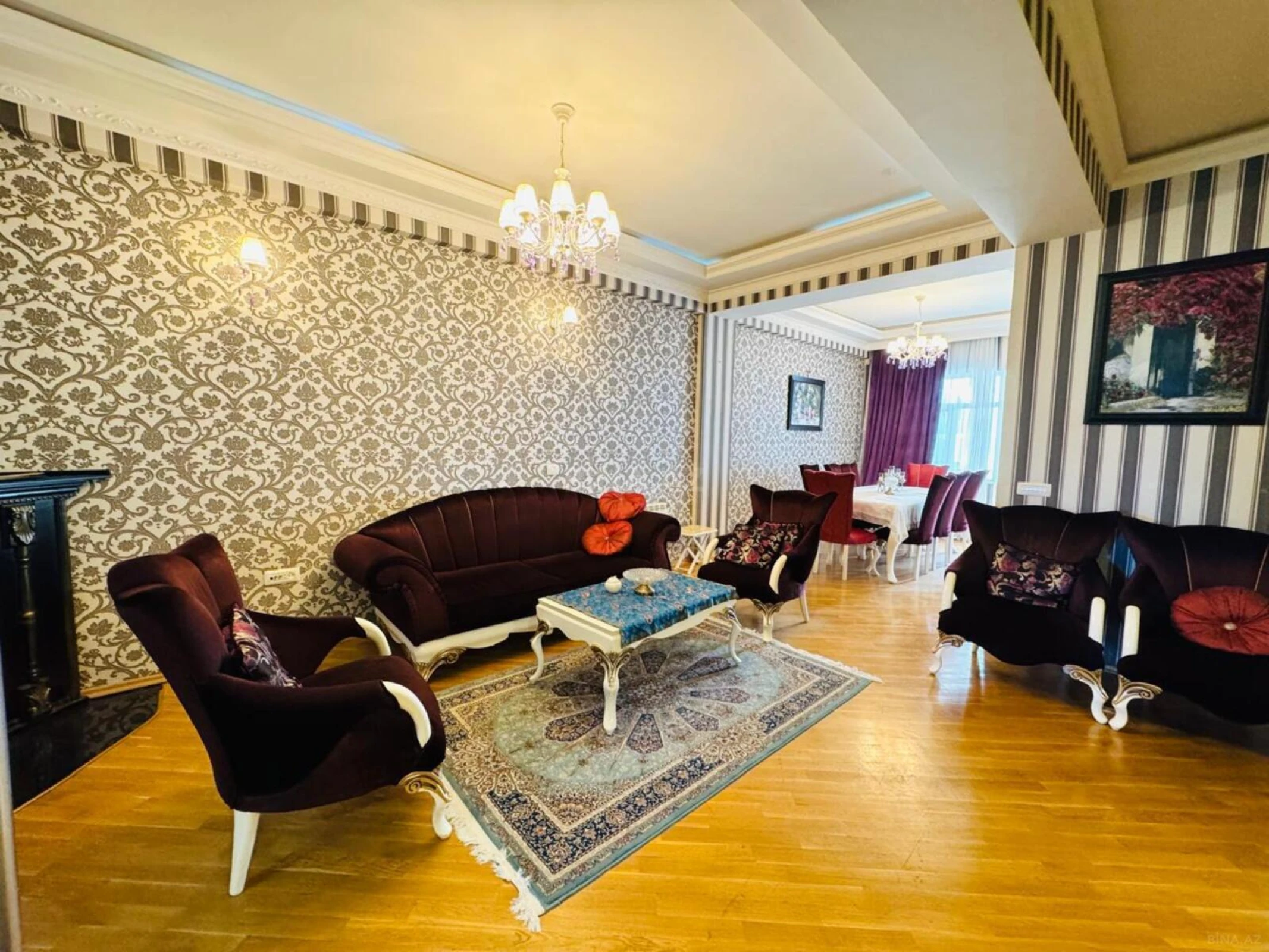 Satılır 4 otaqlı mənzil 140 m²