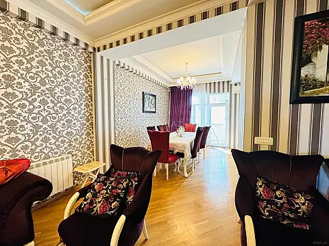 Satılır 4 otaqlı mənzil 140 m²