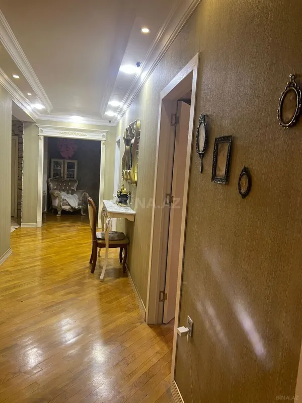Kirayə verilir 3 otaqlı mənzil 135 m²