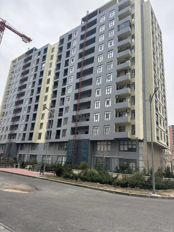 Satılır 2 otaqlı mənzil 61 m²