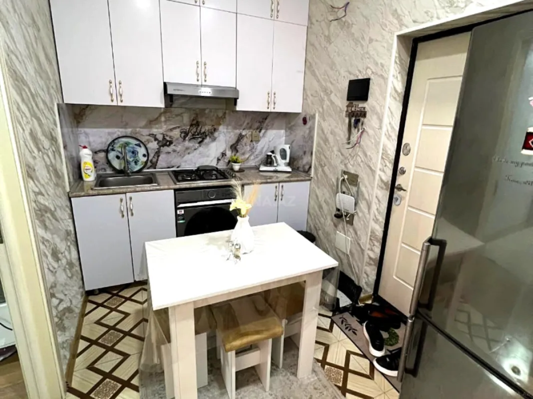 Satılır 2 otaqlı mənzil 58 m²