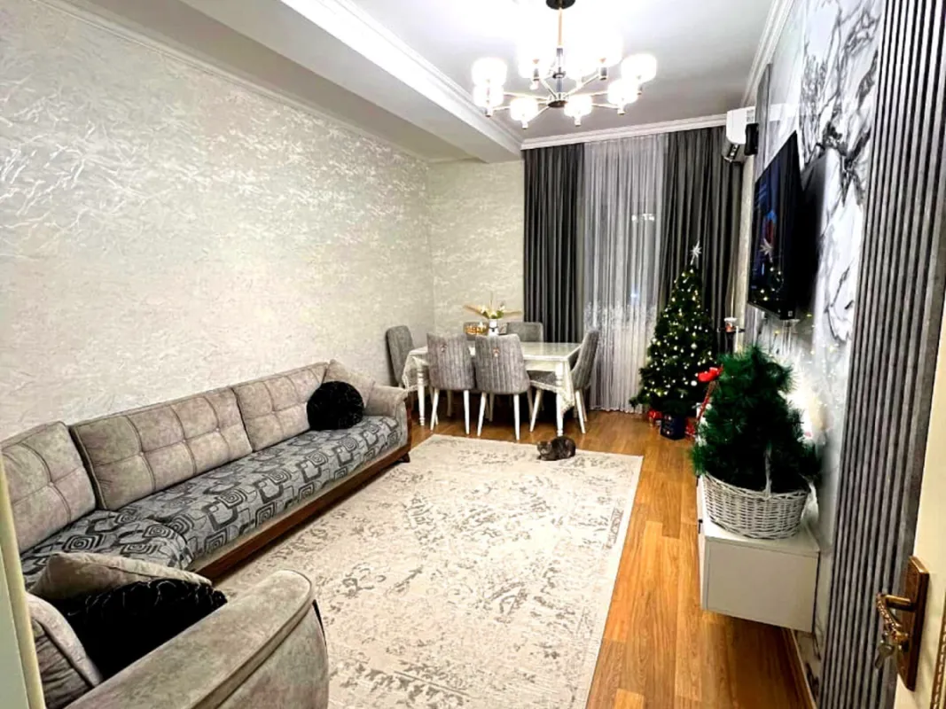 Satılır 2 otaqlı mənzil 58 m²