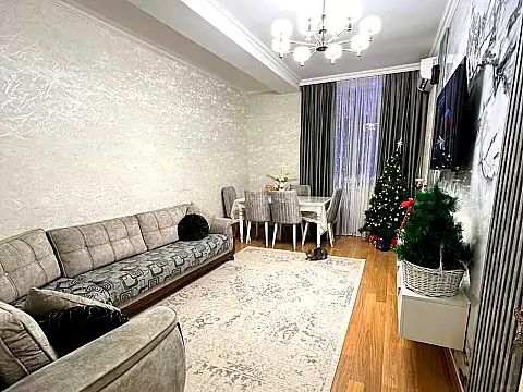 Satılır 2 otaqlı mənzil 58 m²