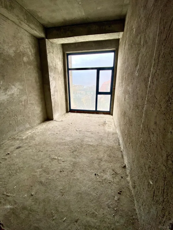 Satılır 3 otaqlı mənzil 120 m²