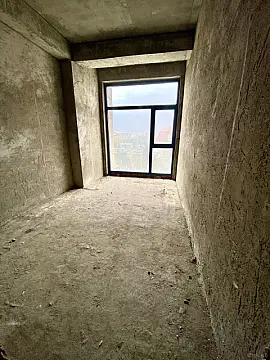 Satılır 3 otaqlı mənzil 120 m²