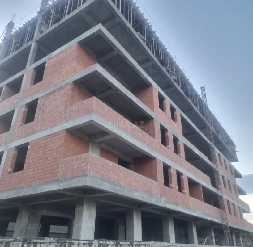 Satılır 3 otaqlı mənzil 120 m²