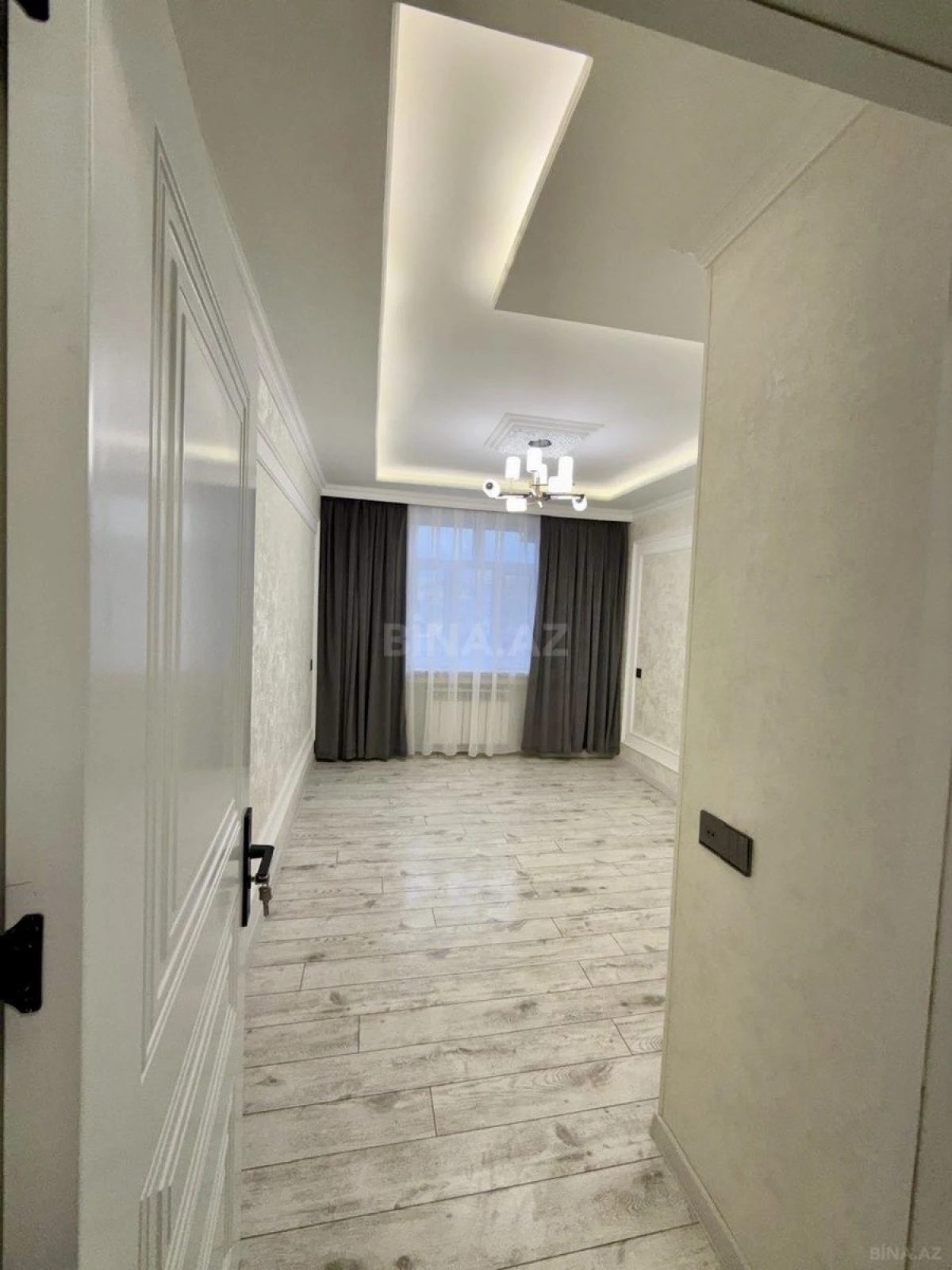 Satılır 2 otaqlı mənzil 65 m²