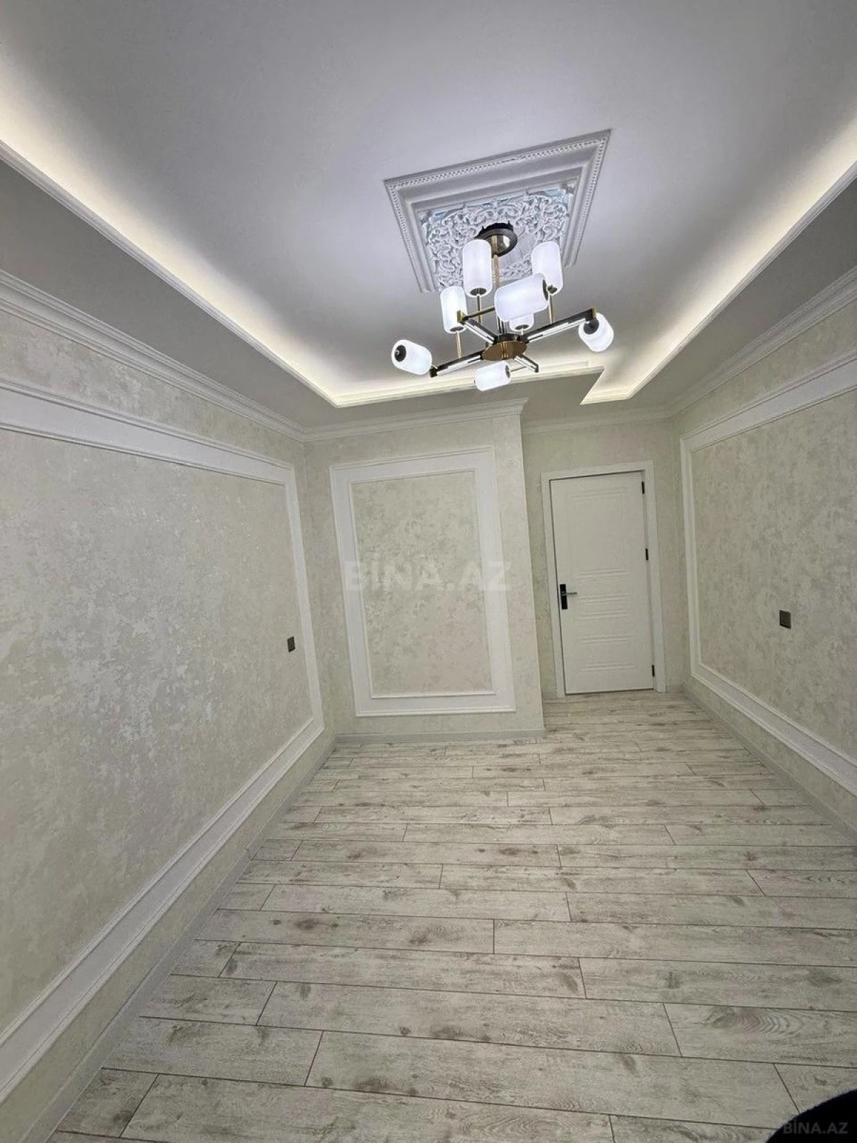 Satılır 2 otaqlı mənzil 65 m²