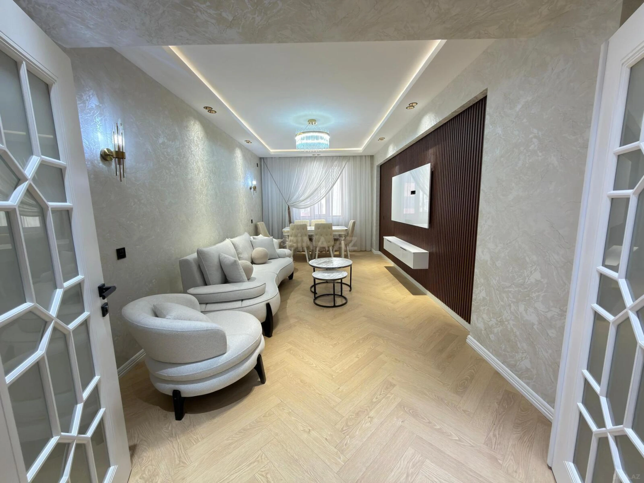 Satılır 2 otaqlı mənzil 90 m²