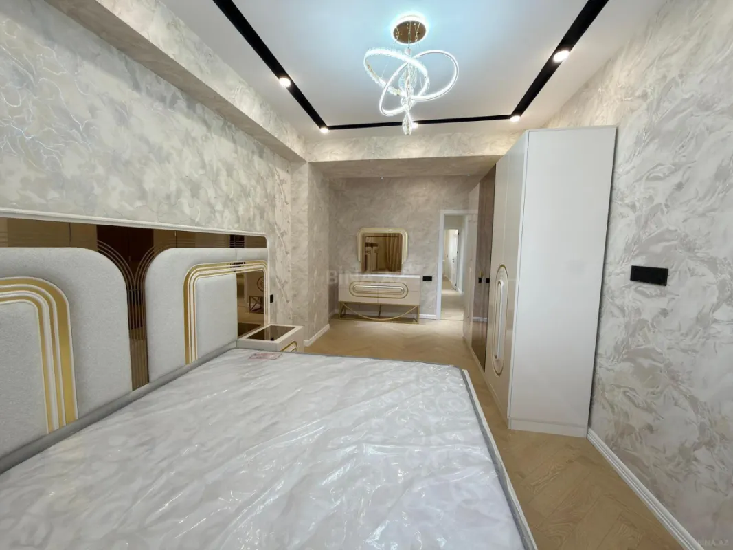 Satılır 2 otaqlı mənzil 90 m²