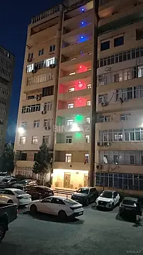 Satılır 3 otaqlı mənzil 127 m² — Bakı, İnşaatçılar 3 otaq 127.00 m²