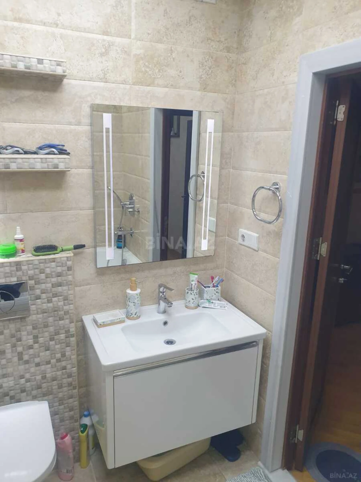 Satılır 3 otaqlı mənzil 127 m²
