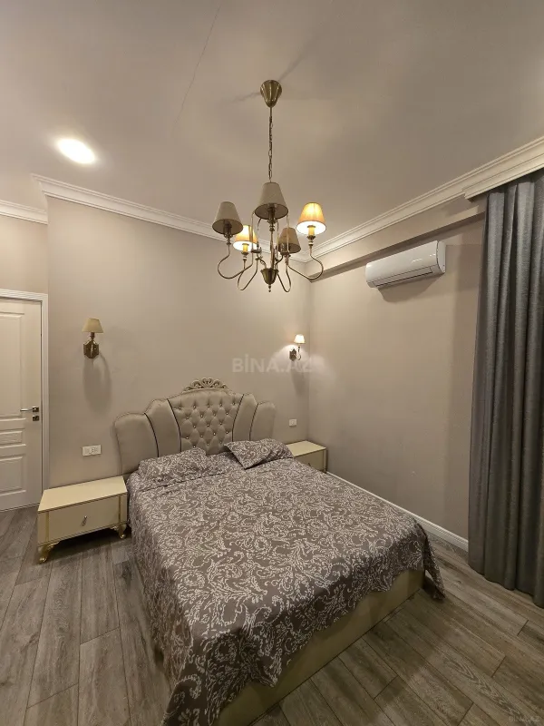 Satılır 3 otaqlı mənzil 95 m²