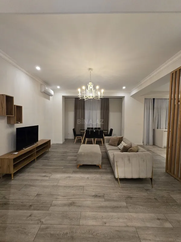 Satılır 3 otaqlı mənzil 95 m²