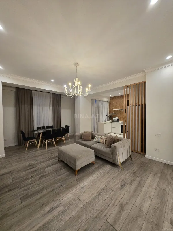 Satılır 3 otaqlı mənzil 95 m²