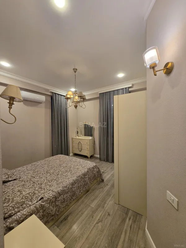 Satılır 3 otaqlı mənzil 95 m²