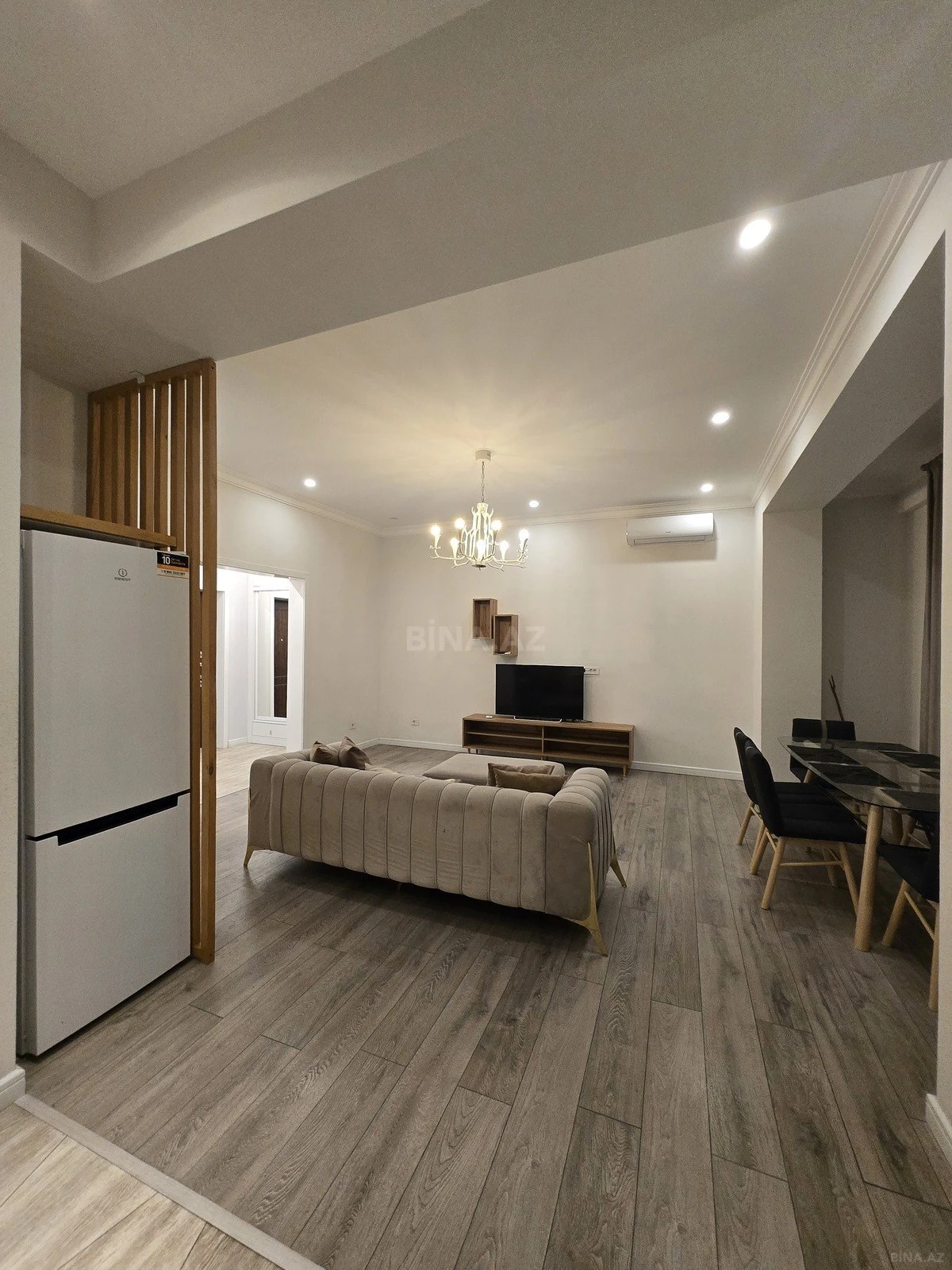 Satılır 3 otaqlı mənzil 95 m²