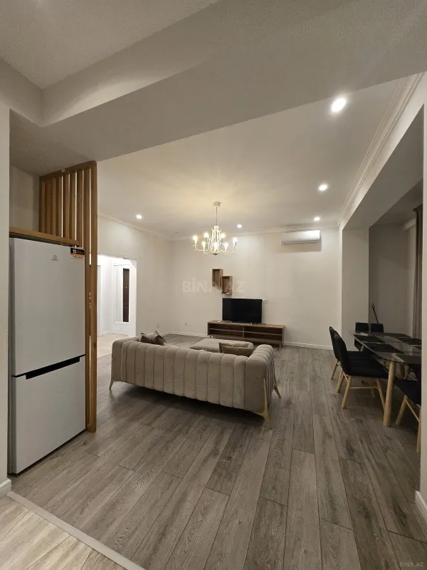 Satılır 3 otaqlı mənzil 95 m²