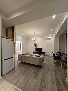 Satılır 3 otaqlı mənzil 95 m²